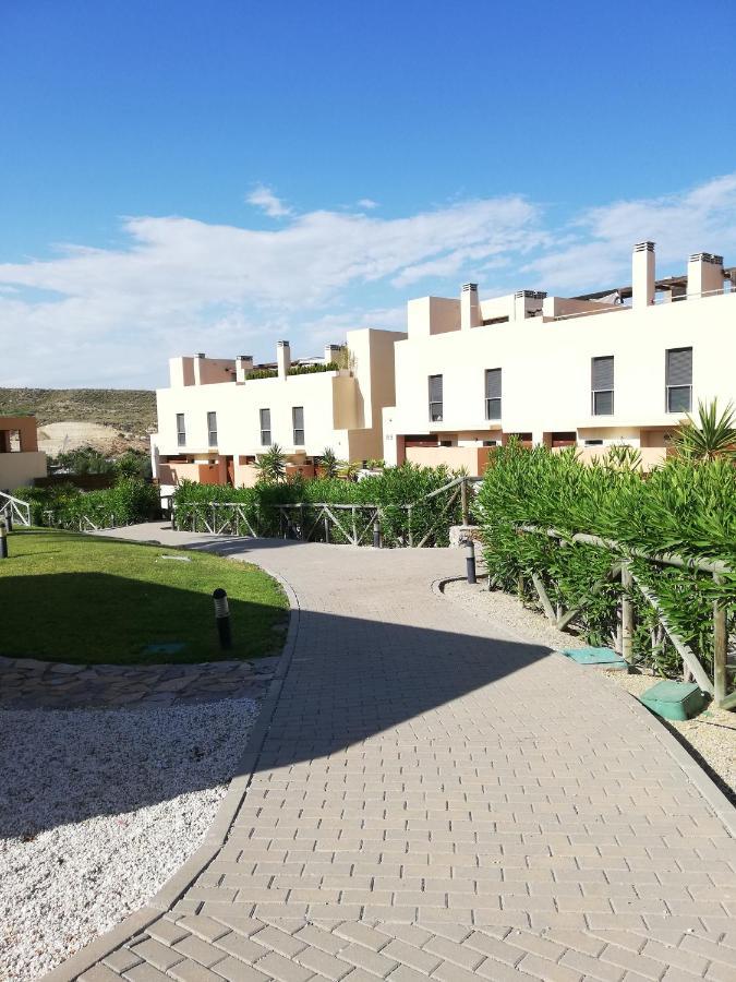 Bajo Con Jardin Propio En Valle Del Este Golf!! Вера Екстериор снимка